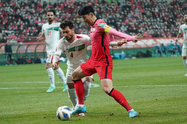 韩国vs伊朗足球